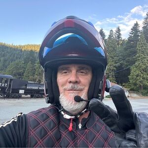 Meet your Posher, Zak